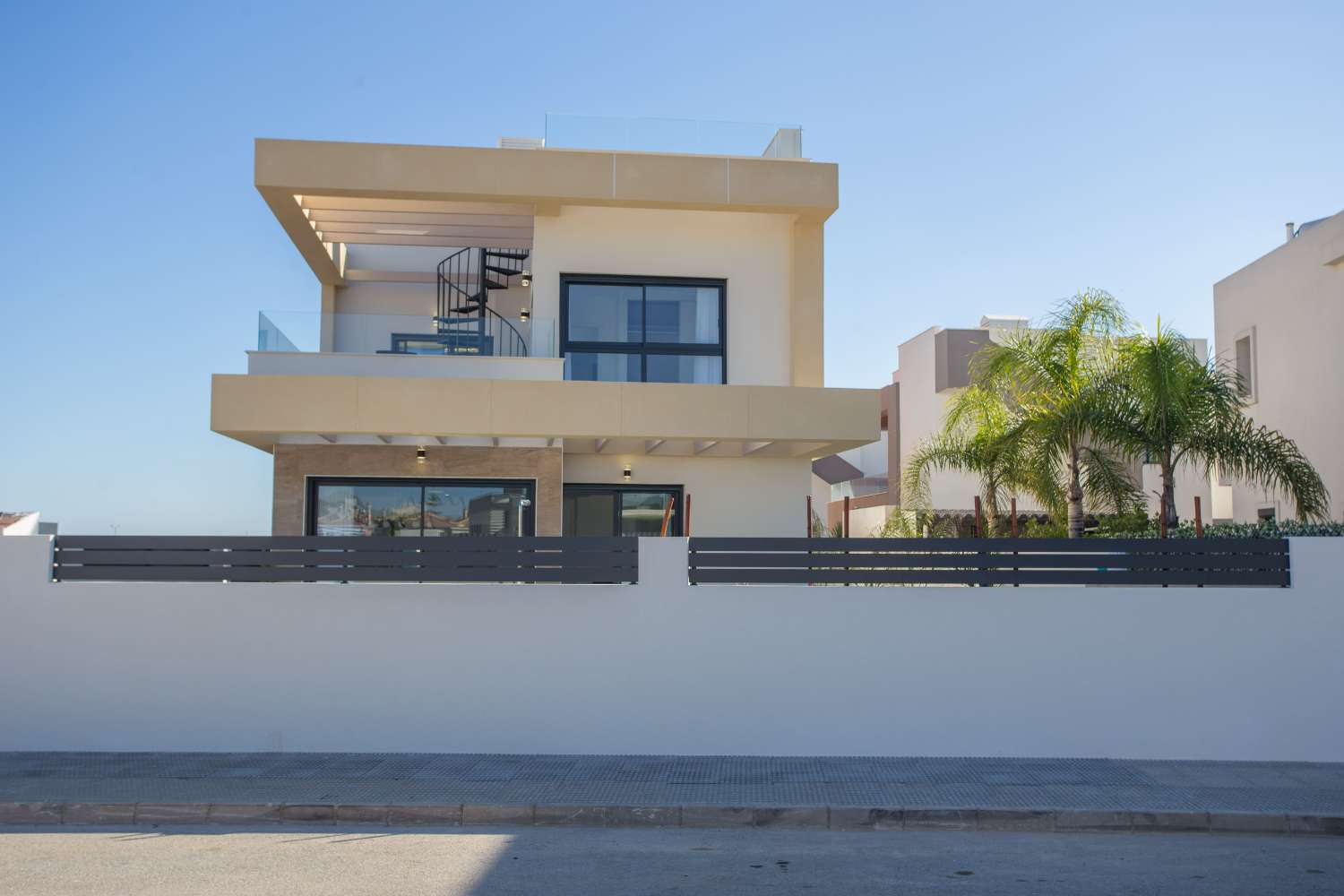 Villa for sale in Los Montesinos